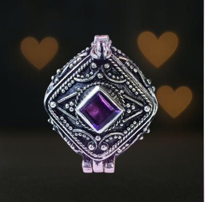 Antique Silver Amethyst Pendant